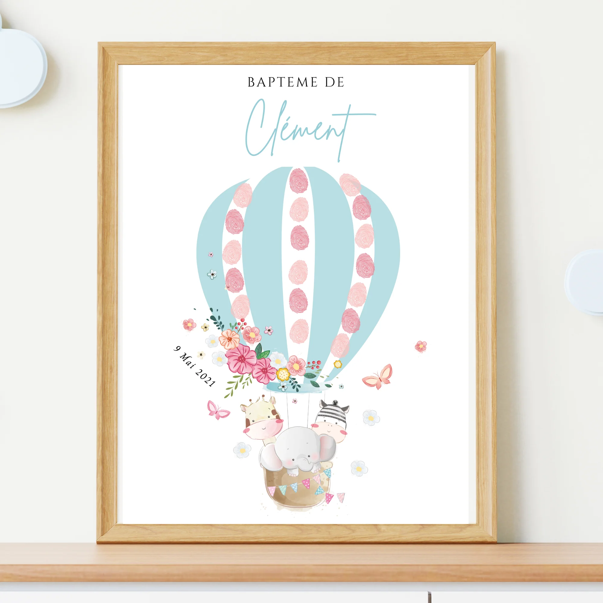 Affiche arbre à empreintes montgolfière et animaux - Déco baptême anniversaire personnalisée par le Temps des Paillettes – Image 3