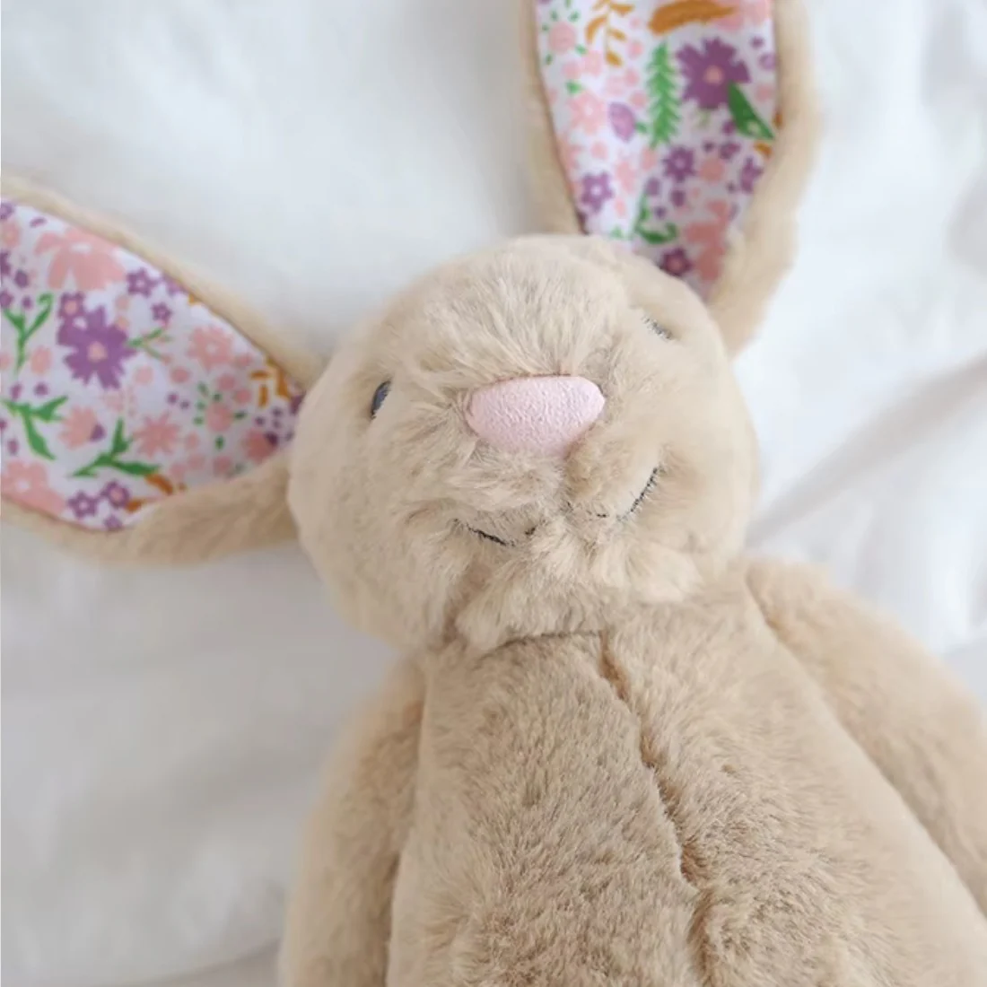 Lapin en peluche avec motif Liberty – Image 7