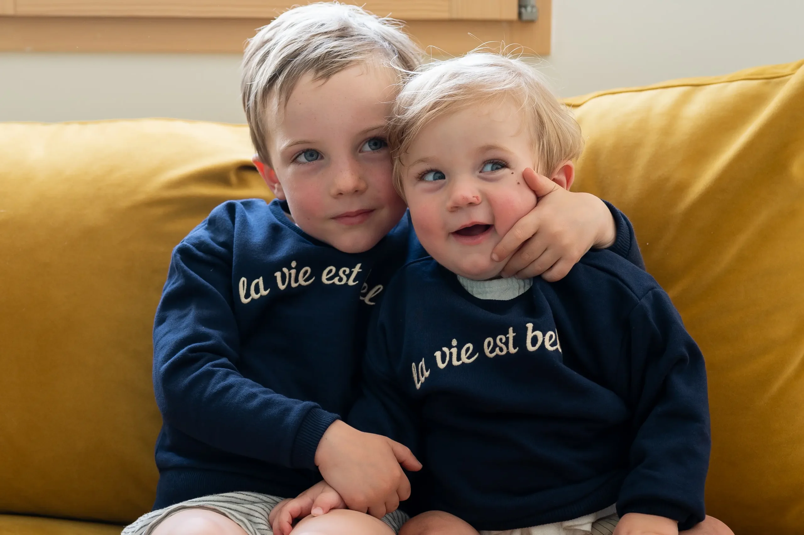 Sweat Enfant "La Vie Est Belle" – Image 3
